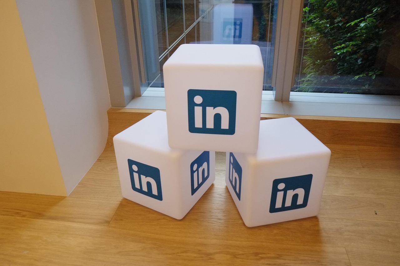 How to get featured on LinkedIn News