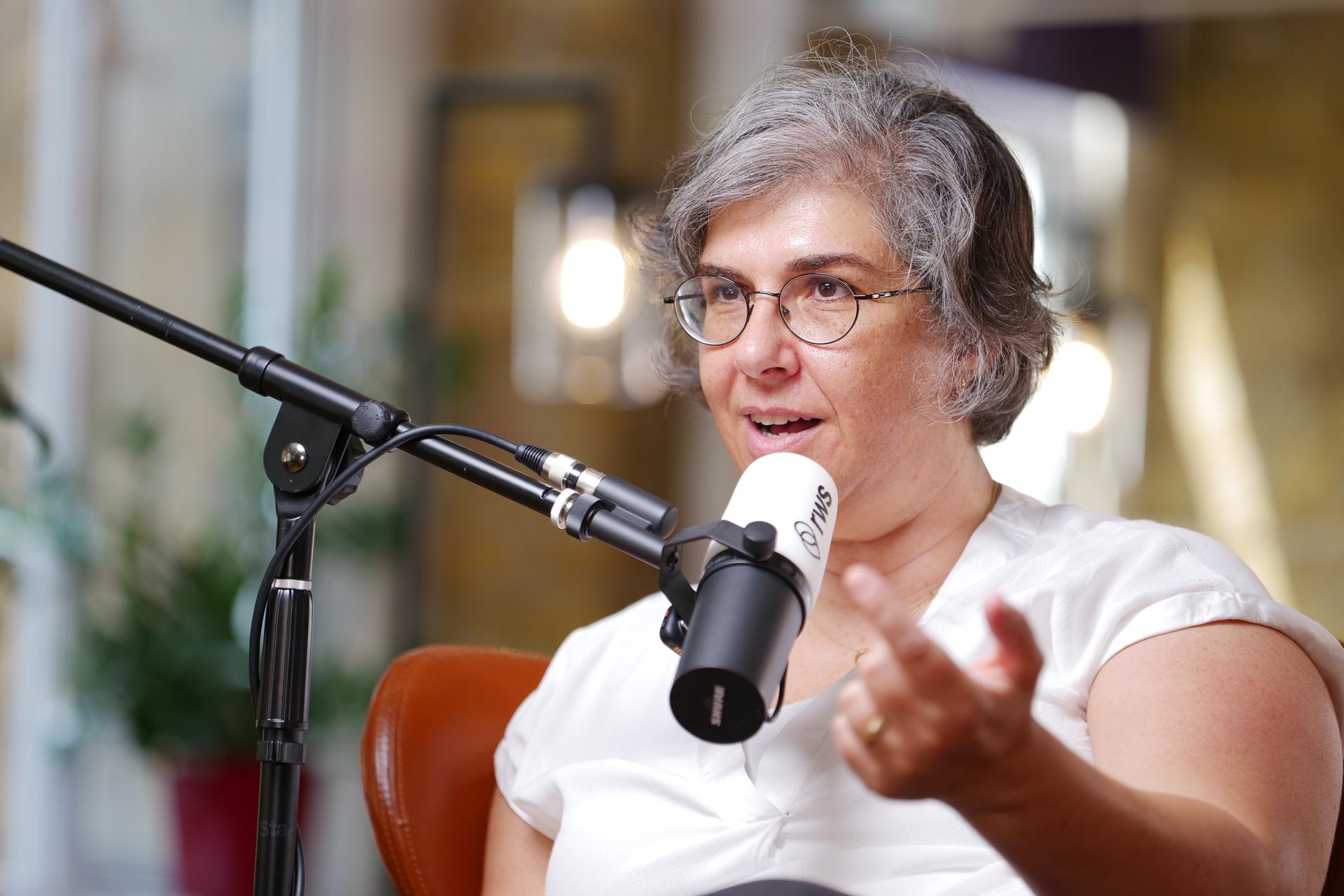 Maria Schnell on language expertise, RWS Cultural Intelligence video podcast clip 2